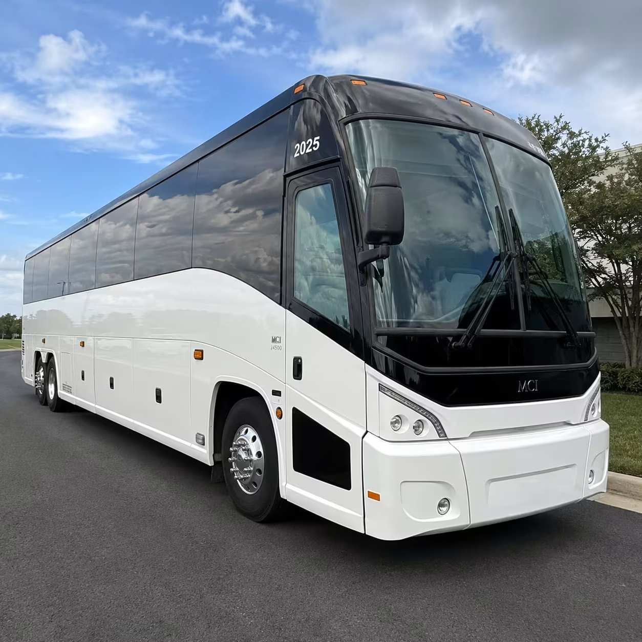 edison charter bus rental exterior