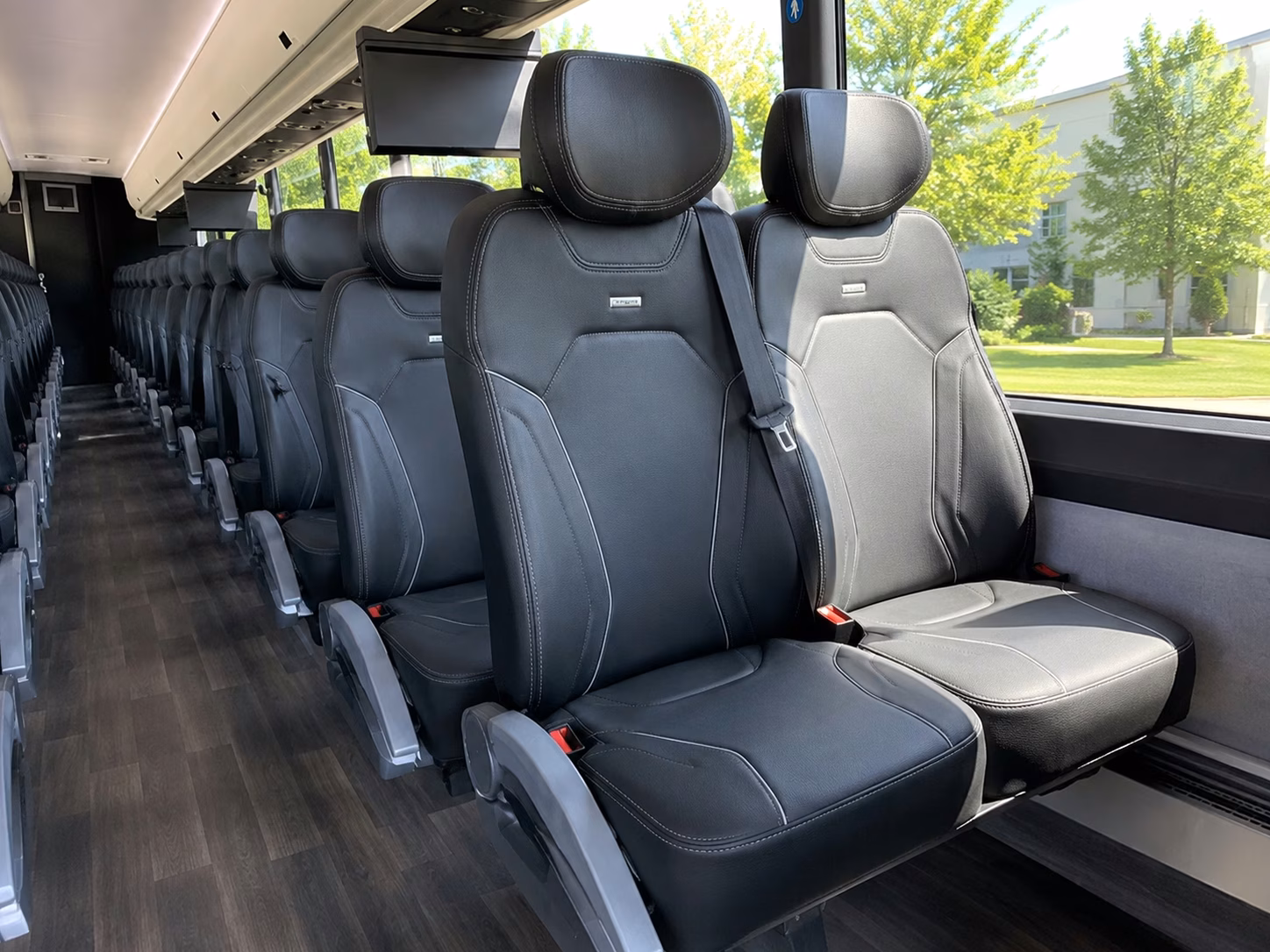 how the bus type you choose changes charter bus prices in edison new jersey