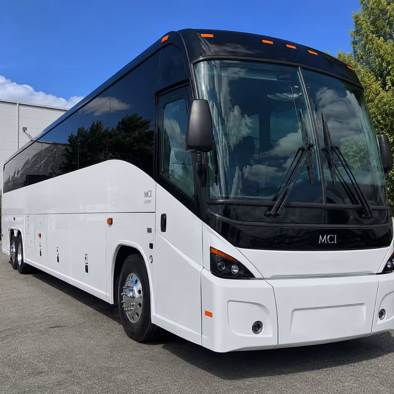 you can find and book airport transportation in edison and any nearby city